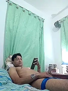 noah77  online show from February 2026 01:35:02 AM