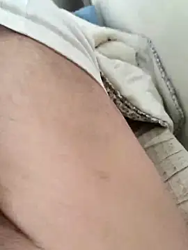 Snapshot of berkkderlerr chatting on March 2026 09:20:01 AM berkkderlerr online show from March 2026 09:20:01 AM