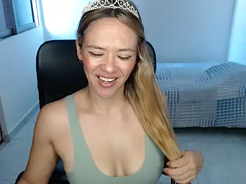 Snapshot of Annie_Cervantez chatting on April 2026 09:38:02 PM Annie Cervantez online show from April 2026 09:38:02 PM