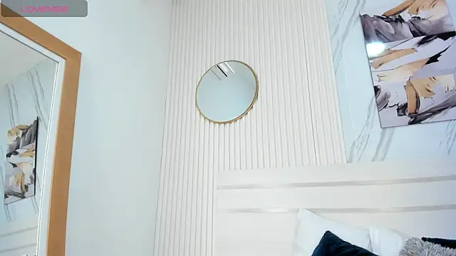 Afro Luna online show from December 2025 11:19:01 AM