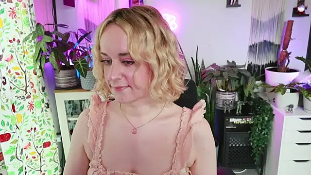 Snapshot of xzoeyryanx chatting on May 2026 05:51:02 PM xzoeyryanx online show from May 2026 05:51:02 PM