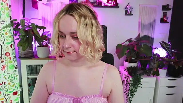 xzoeyryanx online show from June 2026 06:08:01 PM