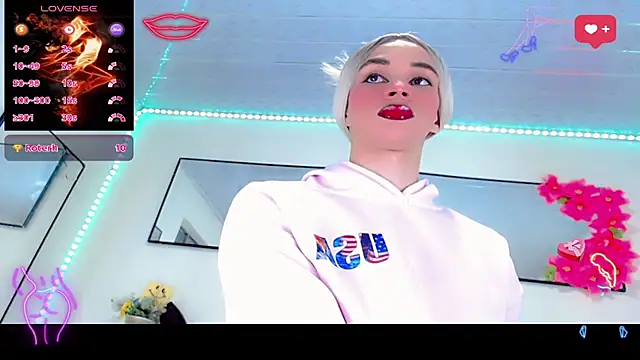 Snapshot of Karla_hot777 chatting on March 2026 02:33:02 PM Karla hot777 online show from March 2026 02:33:02 PM