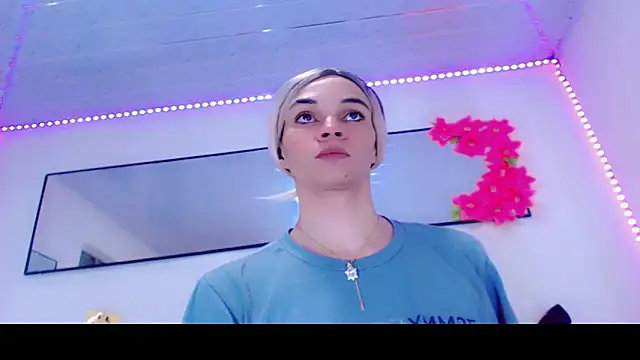 Snapshot of Karla_hot777 chatting on March 2026 01:11:01 PM Karla hot777 online show from March 2026 01:11:01 PM