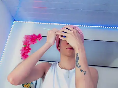 Snapshot of Karla_hot777 chatting on April 2026 01:55:02 PM Karla hot777 online show from April 2026 01:55:02 PM