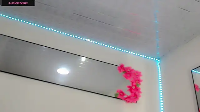 Snapshot of Karla_hot777 chatting on April 2026 12:41:01 PM Karla hot777 online show from April 2026 12:41:01 PM