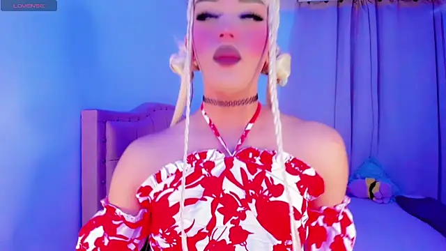 Snapshot of Shiaki_04 chatting on April 2026 12:44:02 AM Shiaki 04 online show from April 2026 12:44:02 AM