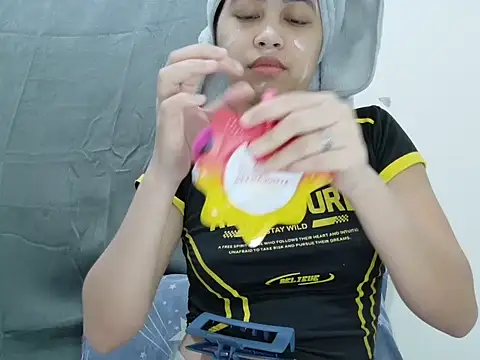 Ursexyasianskinny online show from December 2025 05:39:02 AM