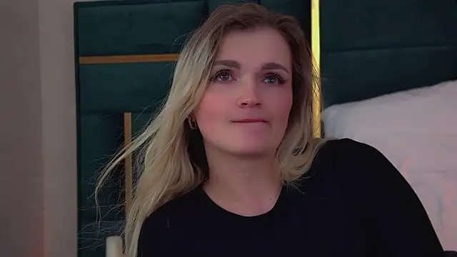 AnnyRaii online show from February 2026 06:31:01 PM