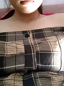 LyasianLa online show from November 2025 06:57:02 AM