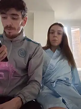 Snapshot of DuoDesir1 chatting on December 2025 01:05:01 PM DuoDesir1 online show from December 2025 01:05:01 PM