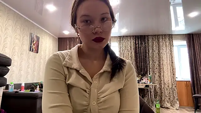 OliviaMoon 24 online show from November 2025 04:11:02 AM