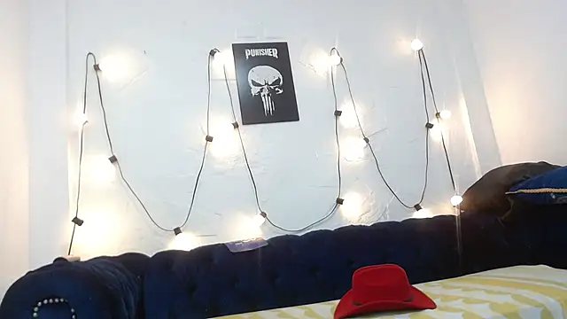 NoahJhonson69 online show from December 2025 09:13:02 PM