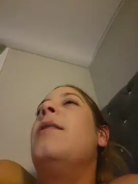 Snapshot of Drowning667 chatting on November 2025 05:28:02 AM Drowning667 online show from November 2025 05:28:02 AM