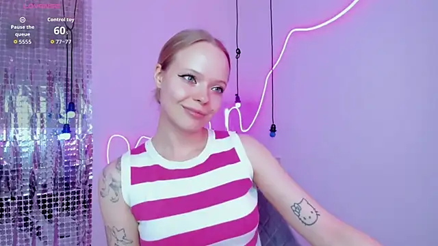 lucy loy online show from December 2025 02:13:01 PM