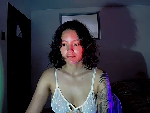 Snapshot of tanukyy chatting on December 2025 05:51:02 PM tanukyy online show from December 2025 05:51:02 PM