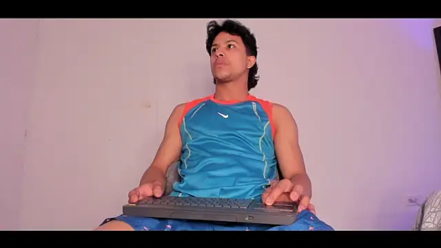 homerothompson online show from November 2025 09:25:02 PM