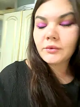 Snapshot of Maru992699 chatting on November 2025 09:26:02 PM Maru992699 online show from November 2025 09:26:02 PM