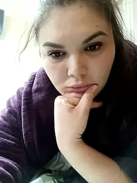 Snapshot of Maru992699 chatting on December 2025 10:04:01 PM Maru992699 online show from December 2025 10:04:01 PM