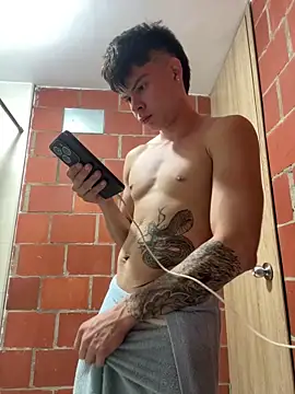 Snapshot of Handsome_boys69 chatting on April 2026 02:00:02 AM Handsome boys69 online show from April 2026 02:00:02 AM