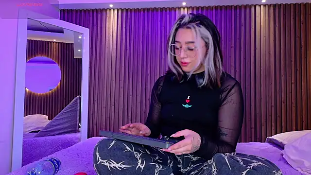 Snapshot of GabyRose9 chatting on March 2026 07:41:01 PM GabyRose9 online show from March 2026 07:41:01 PM