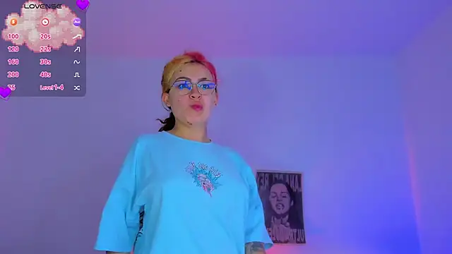 Snapshot of MarieTaylor_ chatting on June 2026 07:37:02 PM MarieTaylor online show from June 2026 07:37:02 PM