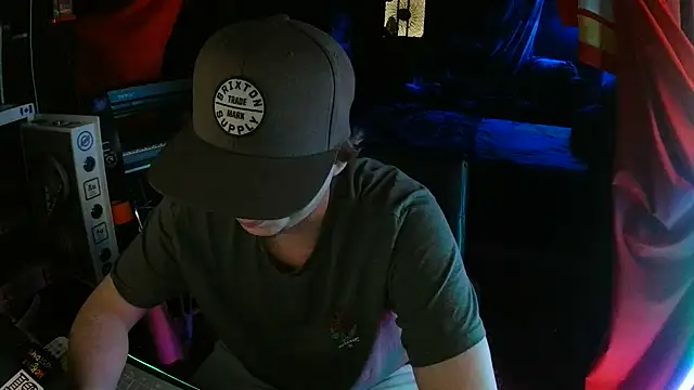 Bowerboi online show from November 2025 01:08:02 AM