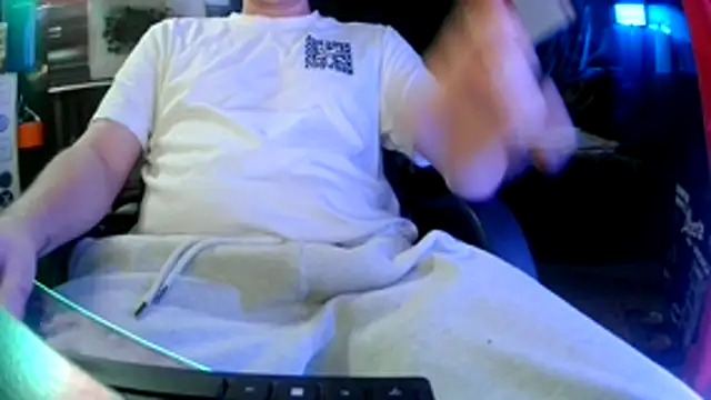 Bowerboi online show from December 2025 02:30:02 AM