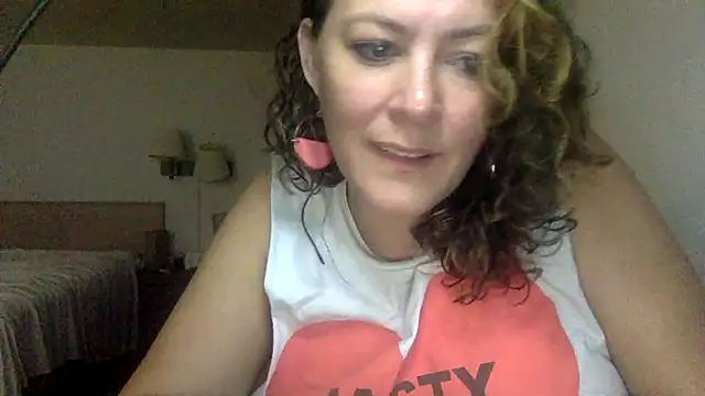 whitecream88 online show from November 2025 03:27:02 PM