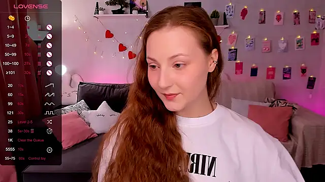 Snapshot of velvet_cherry_ chatting on March 2026 08:53:01 AM velvet cherry online show from March 2026 08:53:01 AM