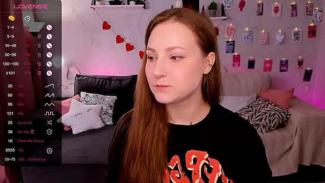 Snapshot of velvet_cherry_ chatting on March 2026 08:53:02 AM velvet cherry online show from March 2026 08:53:02 AM