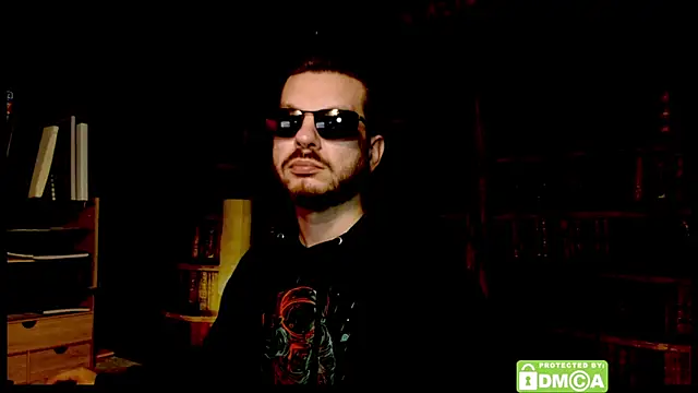 Snapshot of justshutupandwatch chatting on December 2025 12:15:01 AM justshutupandwatch online show from December 2025 12:15:01 AM