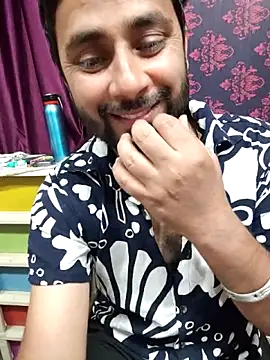 Cute Lucky online show from April 2026 05:08:02 PM