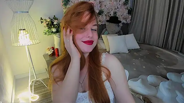 AirySilhouette online show from November 2025 03:38:02 AM