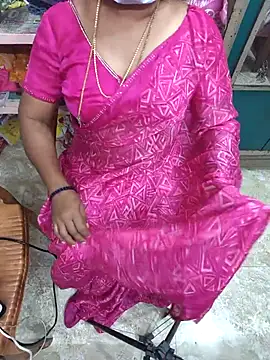 Snapshot of Gajalakshmi chatting on November 2025 07:07:01 AM Gajalakshmi online show from November 2025 07:07:01 AM