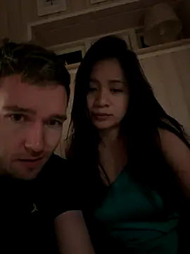 Snapshot of Spice2x chatting on November 2025 10:00:02 PM Spice2x online show from November 2025 10:00:02 PM