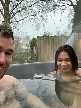 Snapshot of Spice2x chatting on December 2025 11:08:02 AM Spice2x online show from December 2025 11:08:02 AM