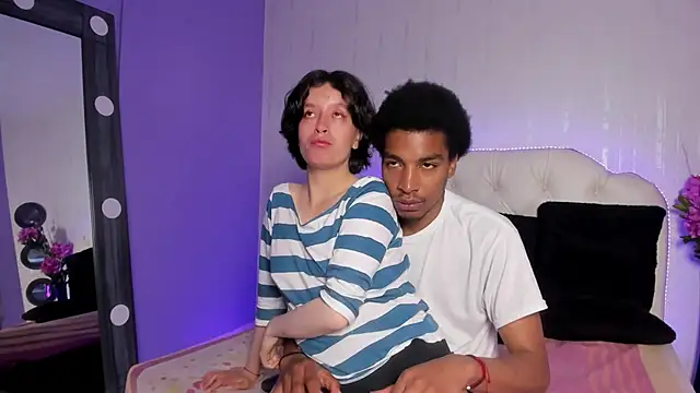 CoralAndOcean  online show from December 2025 01:09:01 PM