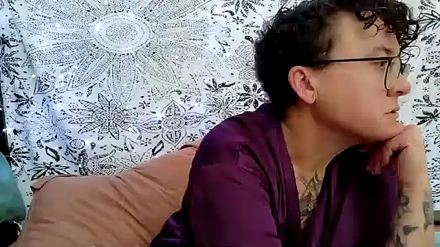 sareberr420 online show from February 2026 02:59:02 PM