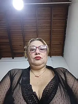 Snapshot of victory_sex chatting on April 2026 02:10:02 PM victory sex online show from April 2026 02:10:02 PM