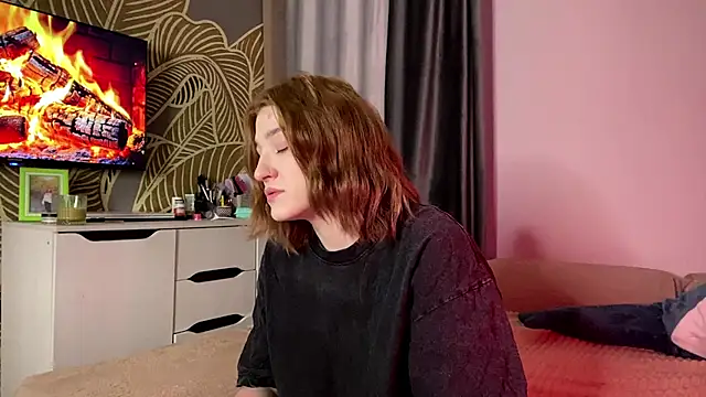 Snapshot of Marimari_maur chatting on April 2026 02:21:01 PM Marimari maur online show from April 2026 02:21:01 PM