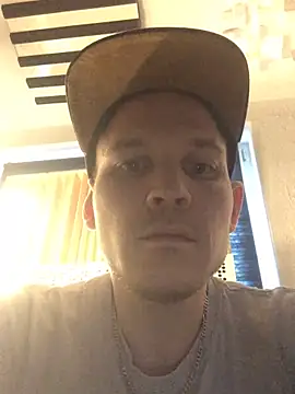 Snapshot of Spielzeugtwink chatting on March 2026 03:29:02 PM Spielzeugtwink online show from March 2026 03:29:02 PM