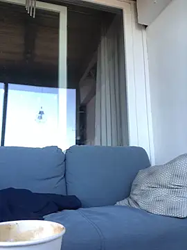 Snapshot of Spielzeugtwink chatting on April 2026 01:00:02 PM Spielzeugtwink online show from April 2026 01:00:02 PM