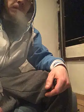 Snapshot of Spielzeugtwink chatting on April 2026 09:54:01 PM Spielzeugtwink online show from April 2026 09:54:01 PM