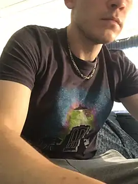 Snapshot of Spielzeugtwink chatting on July 2026 04:27:02 PM Spielzeugtwink online show from July 2026 04:27:02 PM