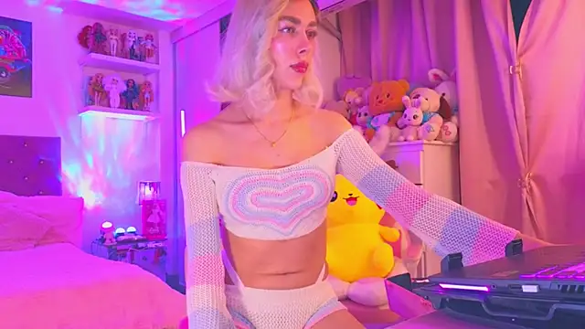 Snapshot of MadamBarbiee chatting on December 2025 01:10:01 AM MadamBarbiee online show from December 2025 01:10:01 AM