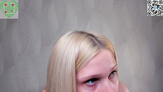 Snapshot of CherrylHolme chatting on March 2026 02:04:02 AM CherrylHolme online show from March 2026 02:04:02 AM