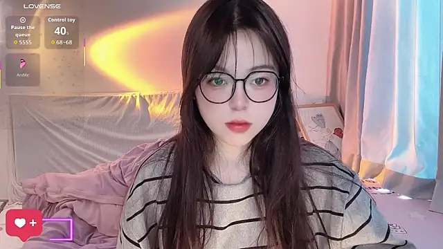 Snapshot of -Angela chatting on November 2025 03:43:02 AM -Angela online show from November 2025 03:43:02 AM