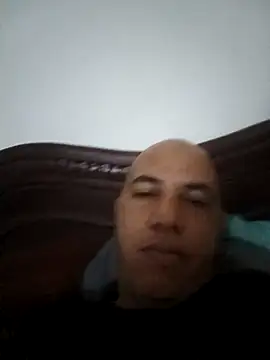 Snapshot of Carajito16 chatting on December 2025 01:17:02 PM Carajito16 online show from December 2025 01:17:02 PM