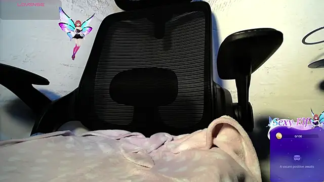 Snapshot of chleo_rosse chatting on June 2026 02:53:01 AM chleo rosse online show from June 2026 02:53:01 AM